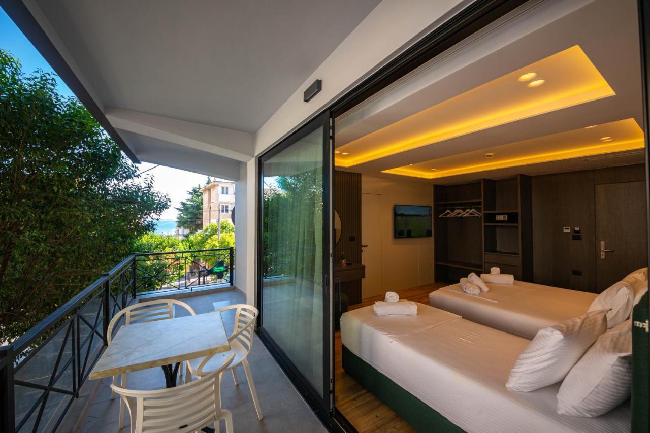 Hotel Lili-1 Sarande Exterior photo